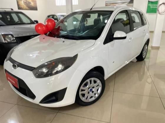 FORD FIESTA 1.0 ROCAM HATCH 8V FLEX 4P MANUAL